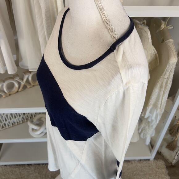 Maurice's size Medium women's light weight baseball tee, dark blue white #2740 - Picture 5 of 7